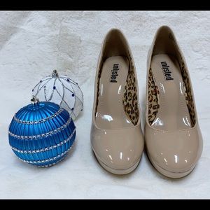 Nude 8.5 Unlisted by Kenneth Cole Platform Heels